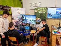 Zajęcia z edukacji obronnej i symulatorów zawodowych w Małaszewiczach